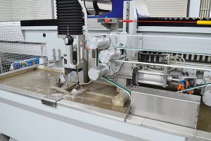 wasserstrahlschneiden-maschine-schneidprozess